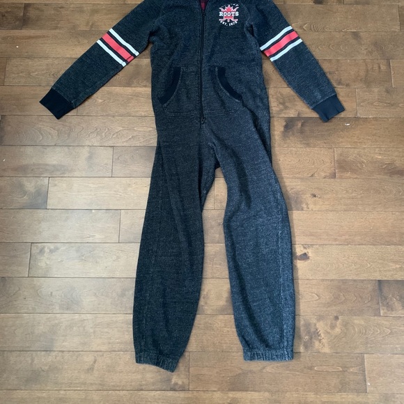 Black Roots Onesie - Picture 2 of 3